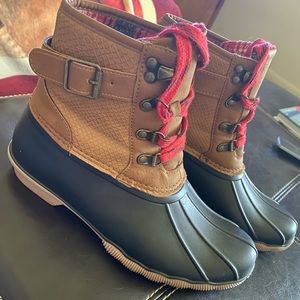 Maurice’s Duck Boots